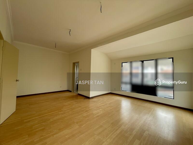 For Sale - Corner 2.5 Storey Terrace @ Bandar Kinrara 9