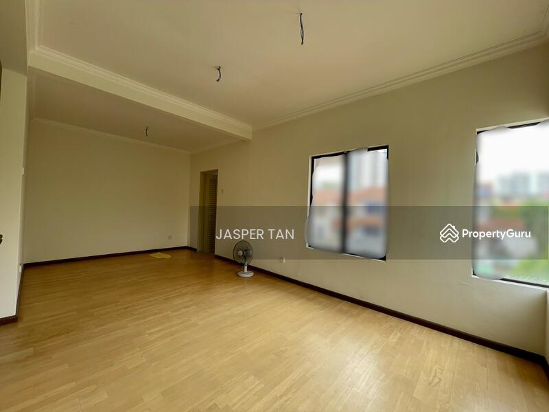 For Sale - Corner 2.5 Storey Terrace @ Bandar Kinrara 9