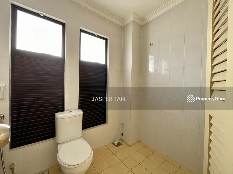 For Sale - Corner 2.5 Storey Terrace @ Bandar Kinrara 9