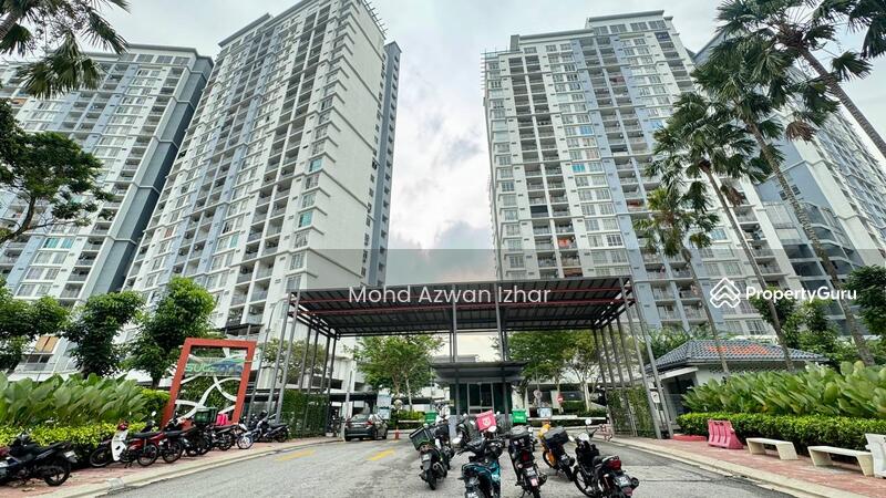 For Sale - Suasana Lumayan