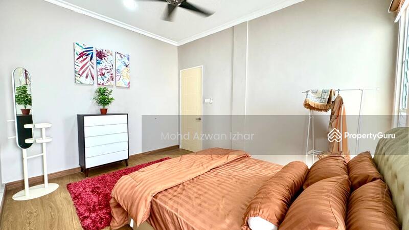 For Sale - Suasana Lumayan