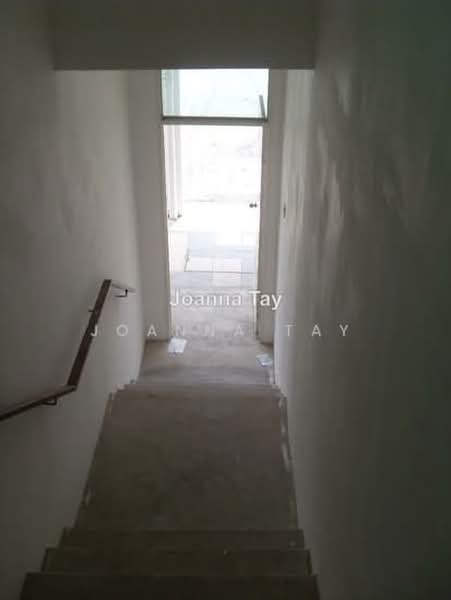 Shop for Sale in Station 18 (Ipoh) - Joanna Tay - Corridor - PropertyGuru.com.my