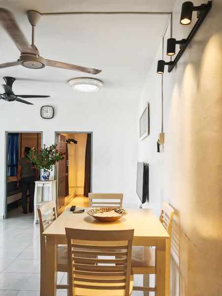 Pangsapuri untuk Disewa di Damai Vista Apartment - Jerry Tan - Dining Room - PropertyGuru.com.my