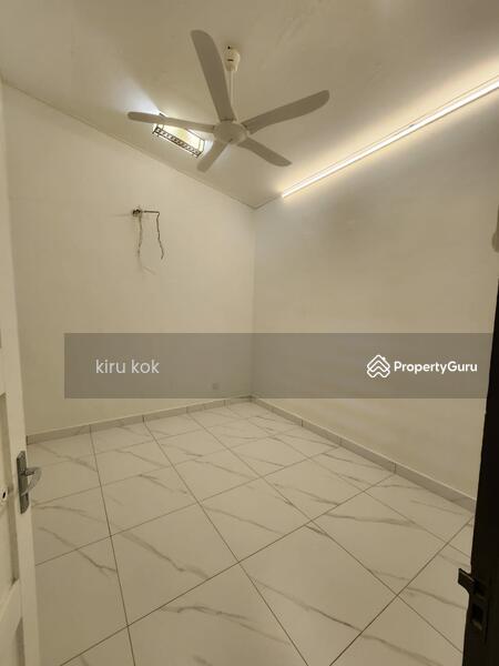 Untuk Disewa - Jalan Temelian single storey house @ seksyen 8