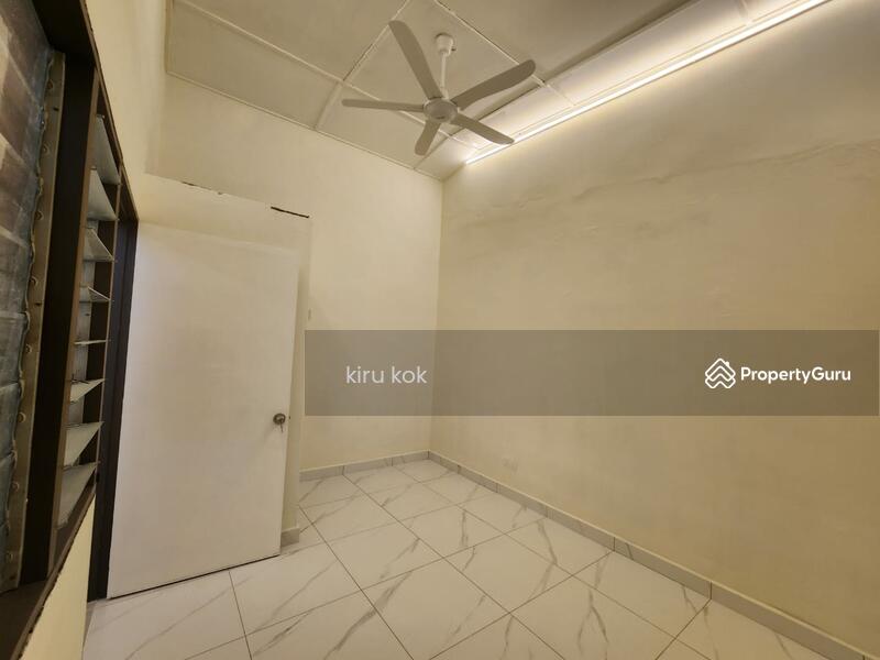 Untuk Disewa - Jalan Temelian single storey house @ seksyen 8