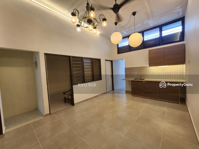 Untuk Disewa - Jalan Temelian single storey house @ seksyen 8