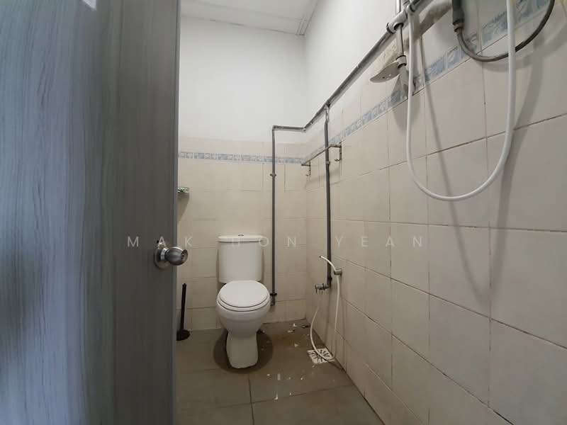 Rumah Teres 2 Tingkat untuk Disewa di Bandar Puteri Puchong (Puchong) - Mak Hon Yean - Bathroom - PropertyGuru.com.my