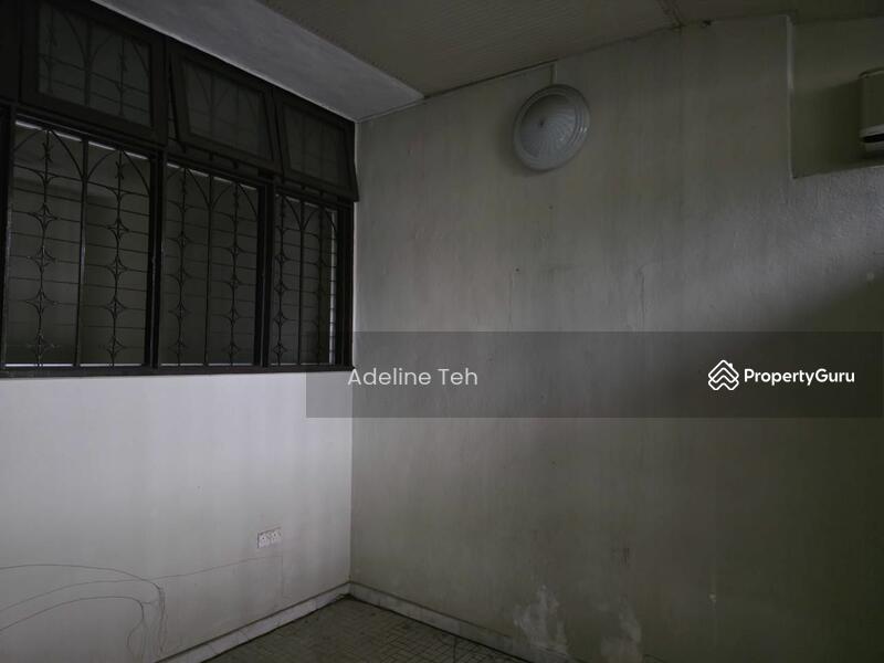 For Sale - Semi-Detached House at Taman Danau Desa