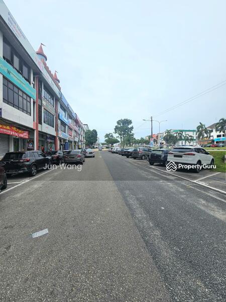 For Sale - Taman Molek Tamans Moleks