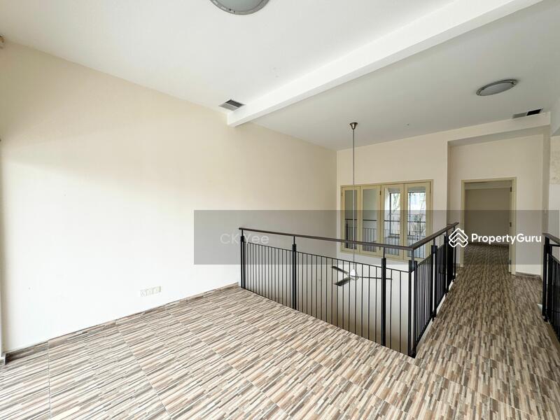 For Sale - 3-Storey Terraced House at Taman Esplanad