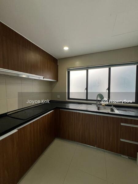 For Sale - Ara Green