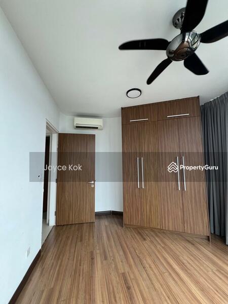 For Sale - Ara Green