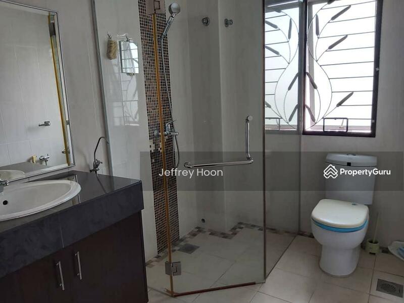 For Sale - 2.5 Storey Corner, Taman Meranti Jaya