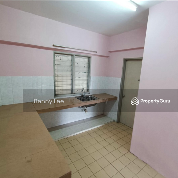 Untuk Disewa - Sri Raya Apartments