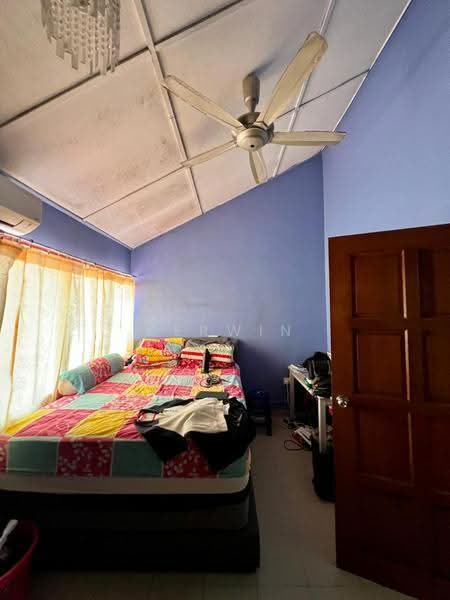 Rumah Teres 2-Tingkat untuk Dijual di Taman Sri Rampai (Wangsa Maju) - Kerwin Ang - Bedroom - PropertyGuru.com.my