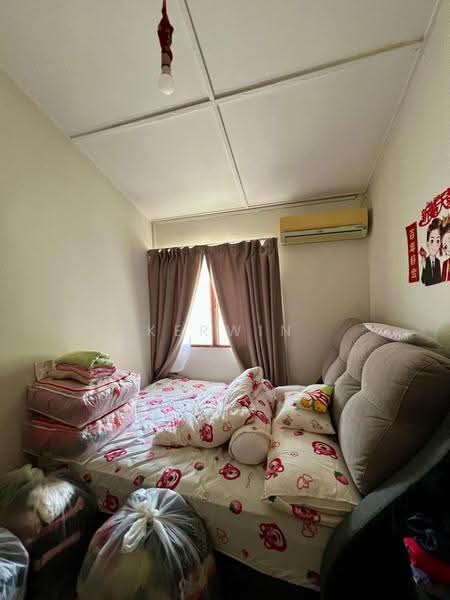 Rumah Teres 2-Tingkat untuk Dijual di Taman Sri Rampai (Wangsa Maju) - Kerwin Ang - Bedroom - PropertyGuru.com.my