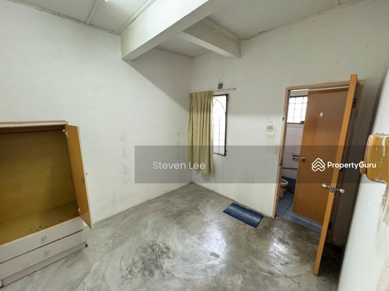 For Sale - [Below Market] 2 Storey Terrace House, Rawang Perdana 2, Rawang
