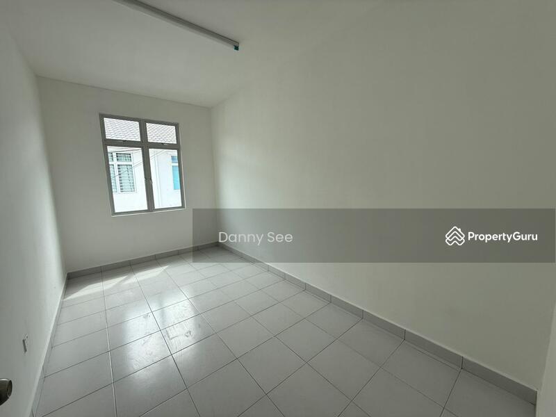 For Sale - Taman Scientex Kulai 2 Double Storey Terrace House Renovated Unit