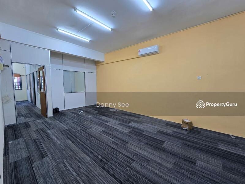 For Rent - Indahpura Kulai First Floor Office Renovated Unit