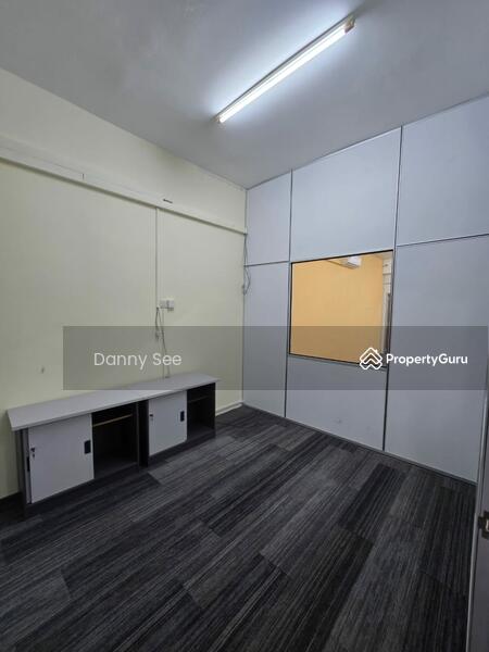For Rent - Indahpura Kulai First Floor Office Renovated Unit