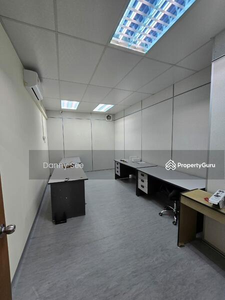 For Rent - Indahpura Kulai First Floor Office Renovated Unit