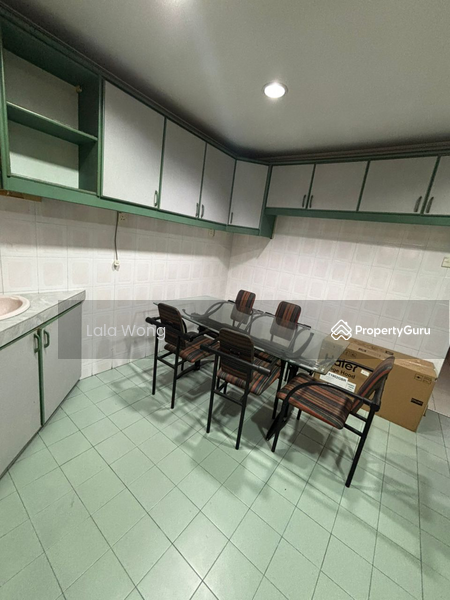 Untuk Disewa - Terraced House at Perling