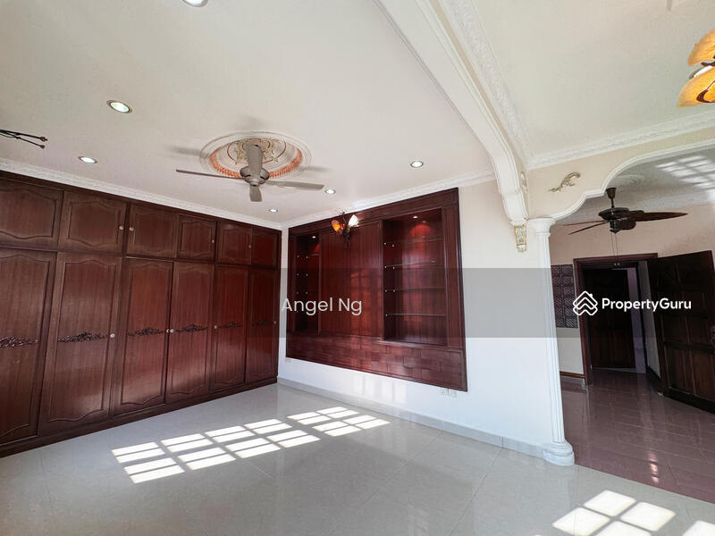 For Sale - Bandar Tun Hussein Onn