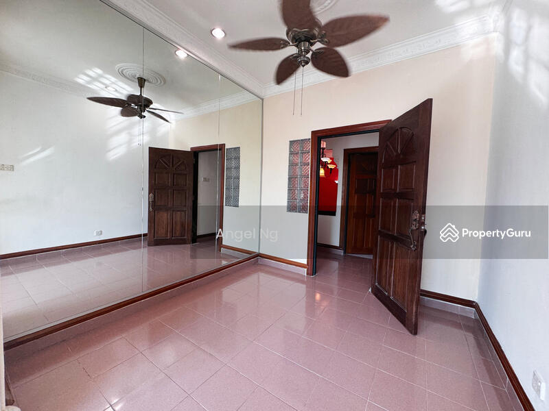 For Sale - Bandar Tun Hussein Onn