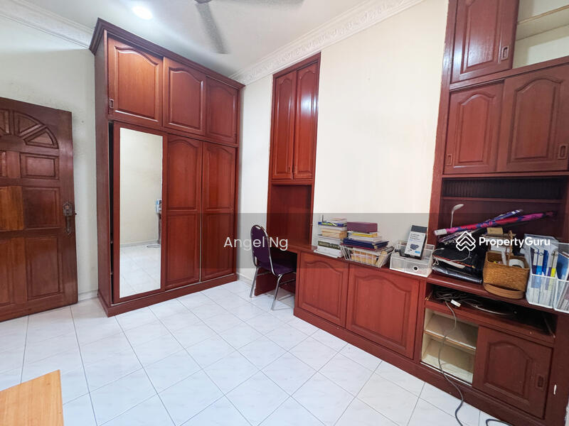 For Sale - Bandar Tun Hussein Onn