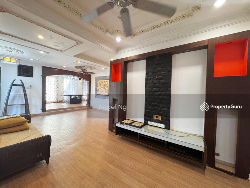 For Sale - Bandar Tun Hussein Onn