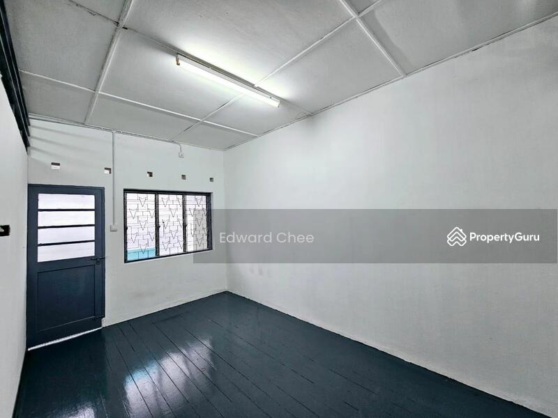 Untuk Dijual - 2 Storey Terrace @ Jalan Abdullah Ariff Ayer Itam