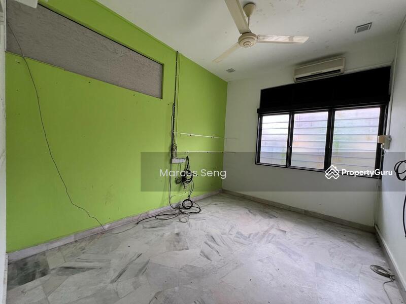 For Sale - Canning Garden Single Storey Semi D House For Sale