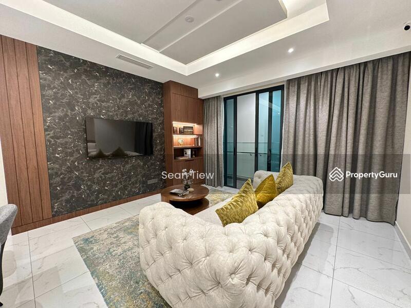 For Sale - Times Square 2