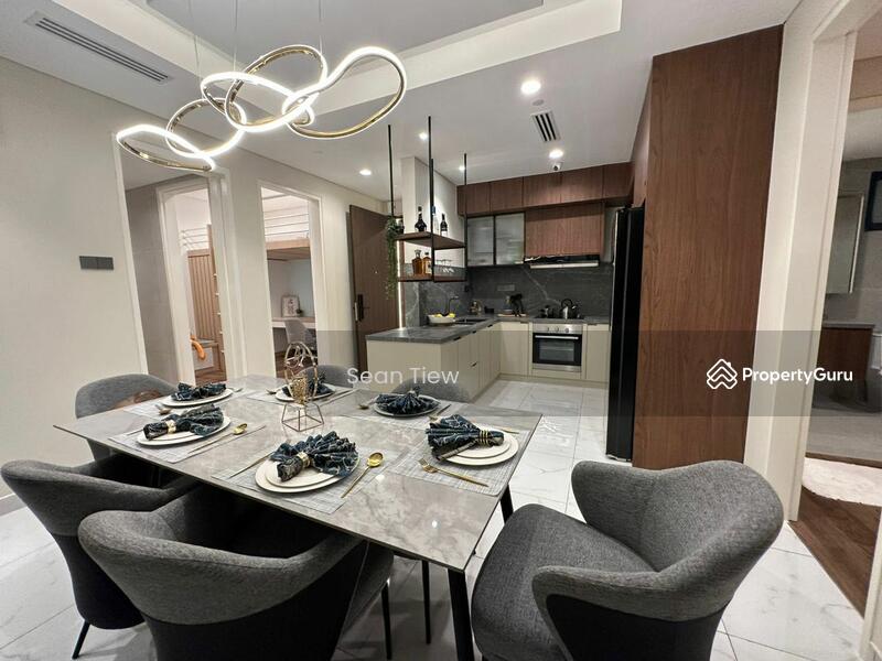 For Sale - Times Square 2
