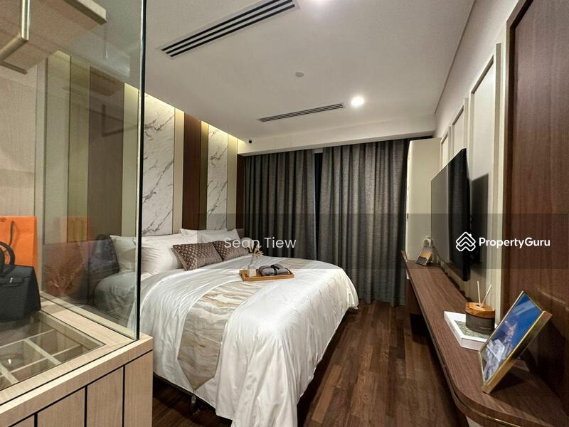 For Sale - Times Square 2