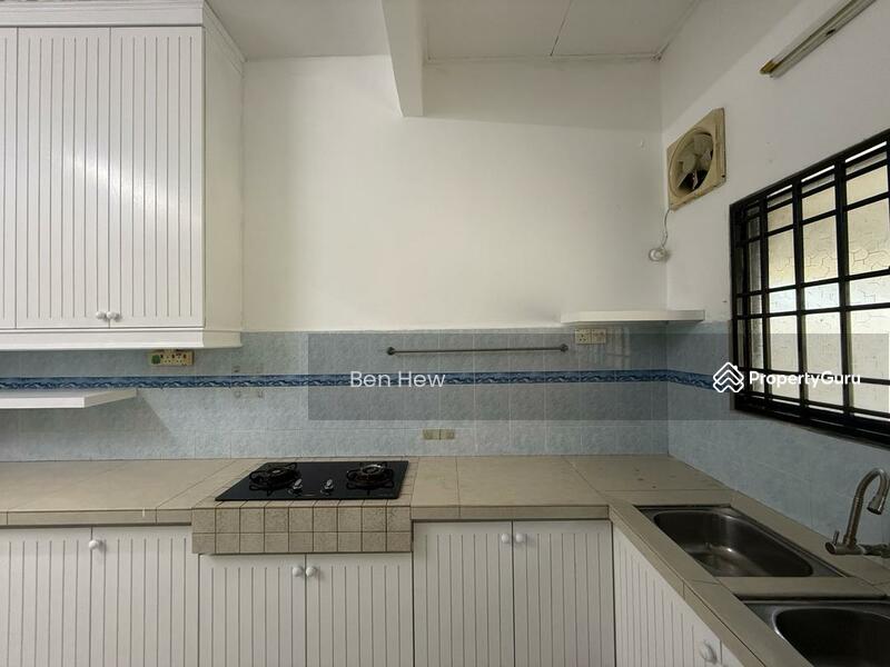 Untuk Dijual - Lorong Sungai Batu