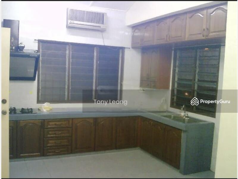 For Rent - HAPPY GARDEN SEMI-D FR RENT SINGLE STOREY