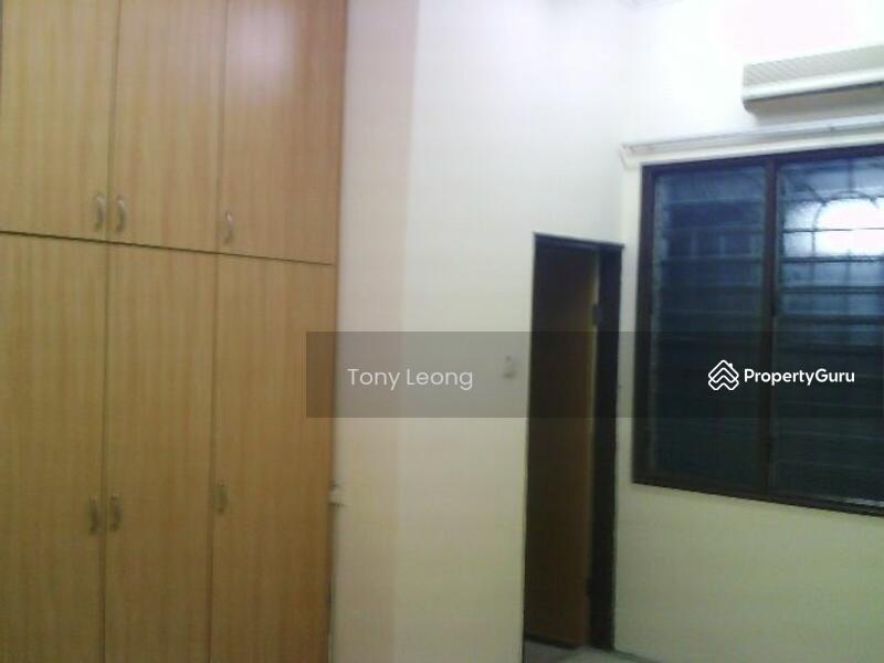 For Rent - HAPPY GARDEN SEMI-D FR RENT SINGLE STOREY