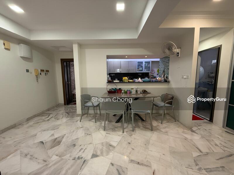 For Rent - Awana Puri