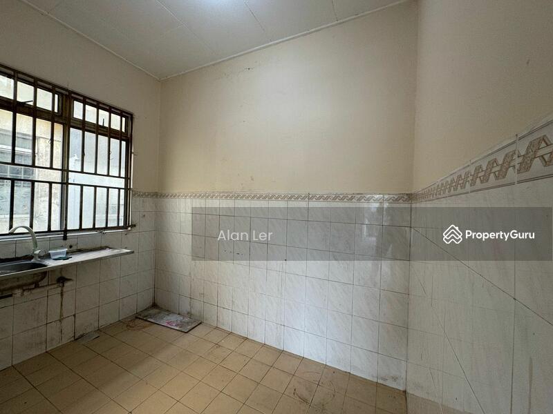 For Sale - Taman Tan Sri Yaacob