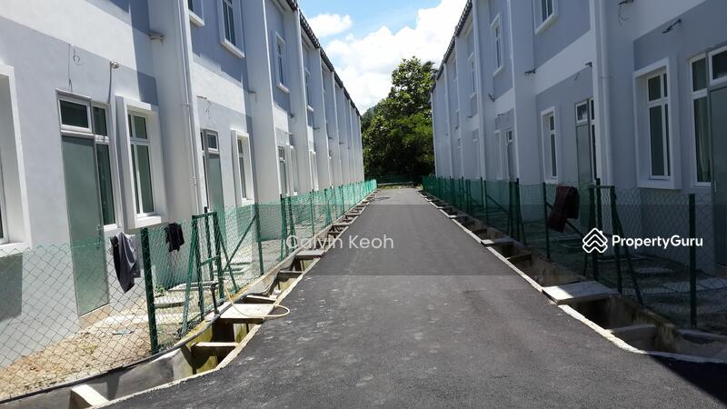 Rumah Teres 2 Tingkat untuk Dijual di Kampung Permatang Tengah (Balik Pulau) - Calvin Keoh - PropertyGuru.com.my