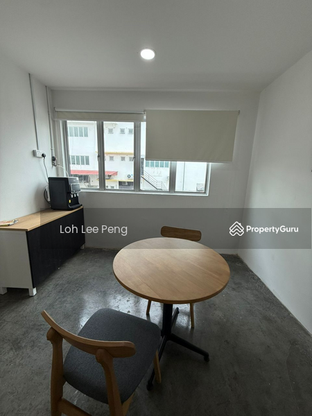 For Rent - Shop / Office at Taman Pelangi Indah