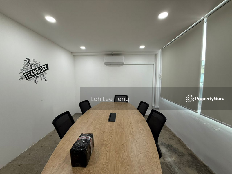 For Rent - Shop / Office at Taman Pelangi Indah