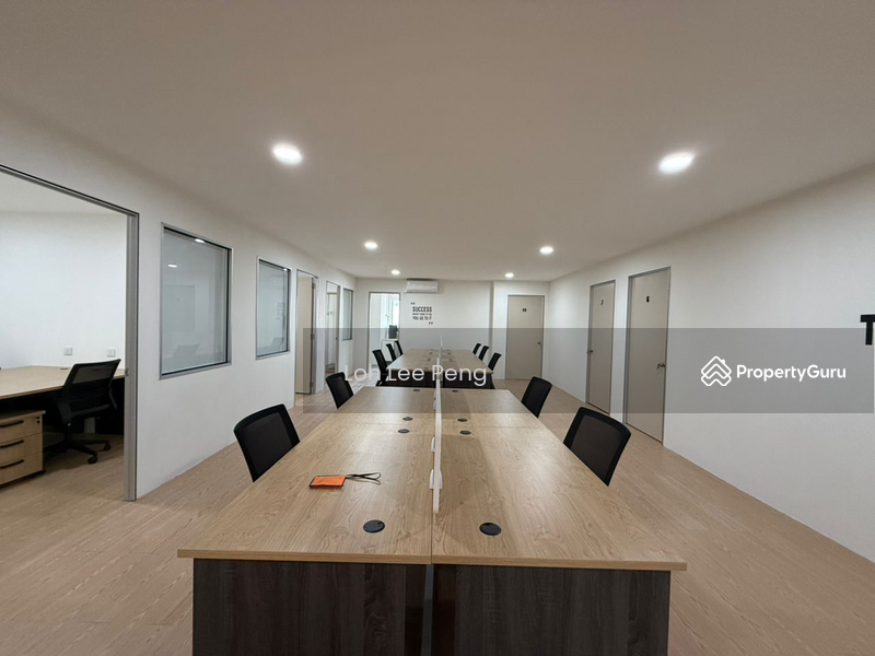 For Rent - Shop / Office at Taman Pelangi Indah