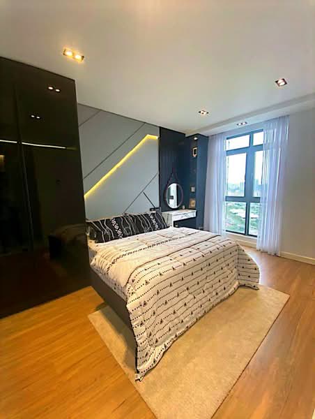 Condominium for Sale at Vivo Residential Suites - Jack Kee - Bedroom - PropertyGuru.com.my
