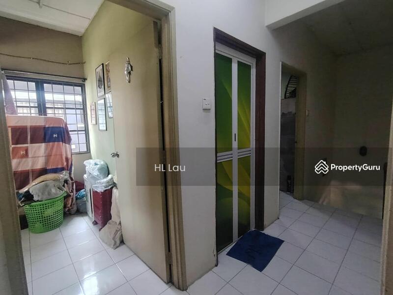 For Sale - Upper Unit Townhouse @ Villa OUG - Taman Yarl KL