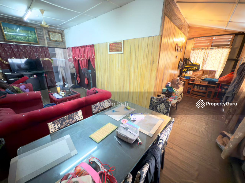 Untuk Dijual - Semi-Detached House at Kampung Pandan