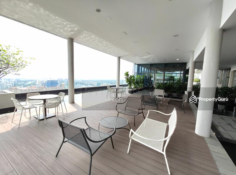 For Rent - Sapphire Paradigm