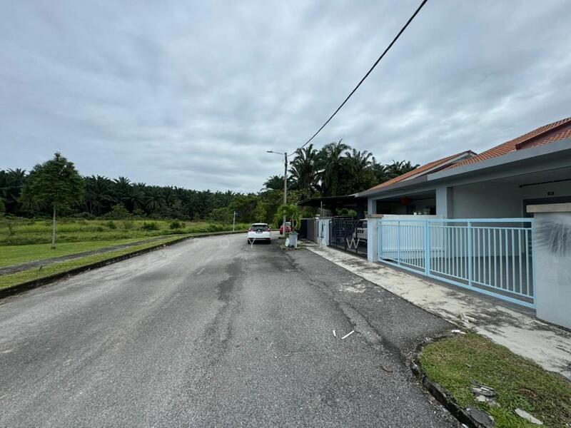 Untuk Disewa - Taman Lukut Idaman