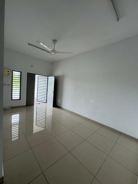 Untuk Disewa - Taman Lukut Idaman